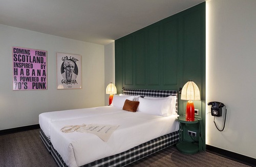 El Born Hotel | chic&basic Habana Hoose