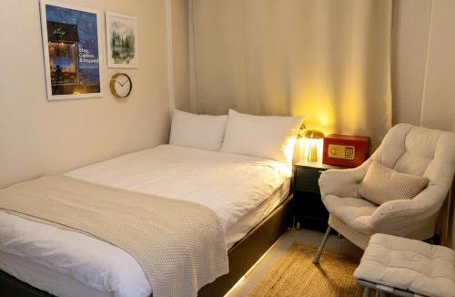 Daeheung-dong Apartment | Chillpop stay I Hongdae Sinchon I 1F I 4ppl I Private 2BR, 3 Bed