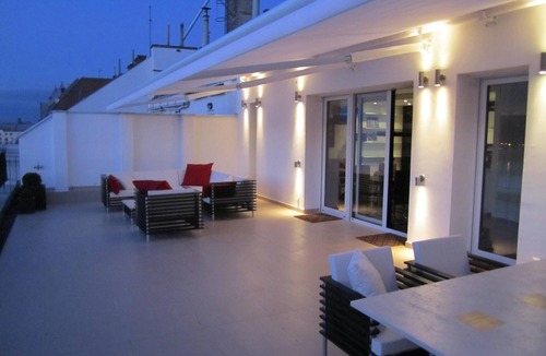 Belvaros - Lipotvaros Apartment | City penthouse with unique view over the Danube and the mountains of Budapest