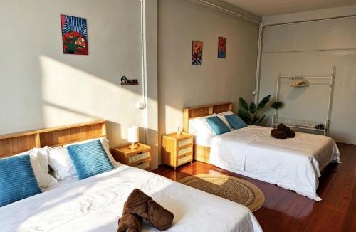 Pratunam Villa | Cloudy Nest Phayathai Entire 4 Storey House for 10PP 8-min Walk to BTS & Airport Link