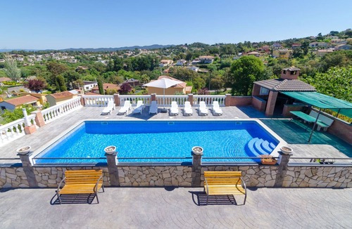 Mont Barbat Villa | Club Villamar - Beautiful 2 completely independent floors with private pool and porch to enjoy an...