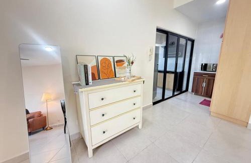 Bandar Menjalara Apartment | Comfort Manjalara 3 room 3-11 pax 15 min to KLCC