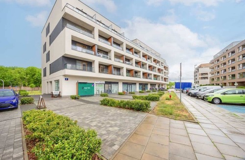 Targowek Apartment | Comfortable Studio with Balcony | Close to Metro and Park