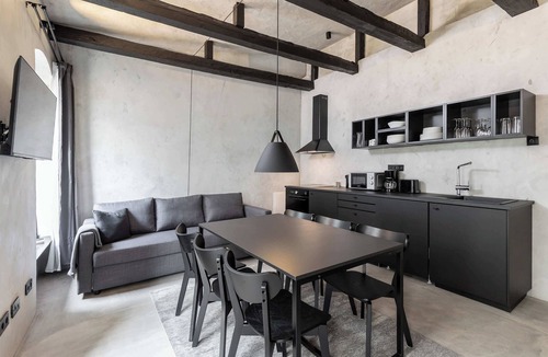 Weissensee Apartment | Concrete Loft Duplex (40sqm) near Antonplatz