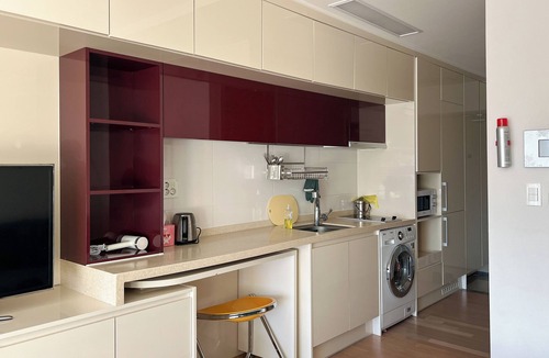 Namyeong-dong Apartment | Cozy Studio near Seoul Station with Gym and Lounge