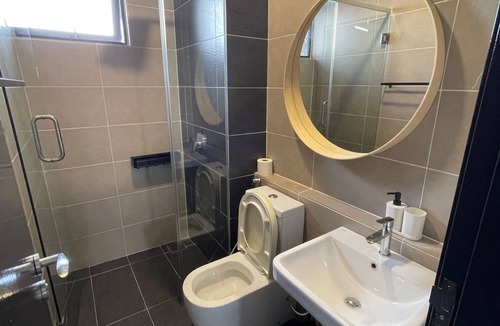Medini Apartment | D'pristine 3 bedroom condo 10pax 3mins walk to Legoland!