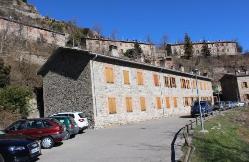 Sant Corneli Apartment | Duplex para 4 en Cercs, Berga- A 30 mins del Pedraforca
