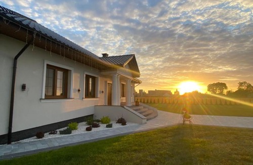 gmina Iwaniska Villa | Dworek pod Krzyżtoporem Ujazd Agroturystyka- pokoje do wynajęcia