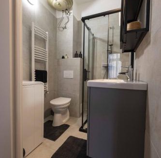 Terezvaros Apartment | Éliás Cosy Apartment for 4 people in the Heart of Budapest FREE COFFEE