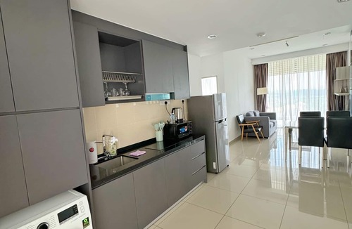 Nusajaya Apartment | Encorp Marina Puteri Harbour,2-bedrooms,4-6 persons, Nearby Legoland