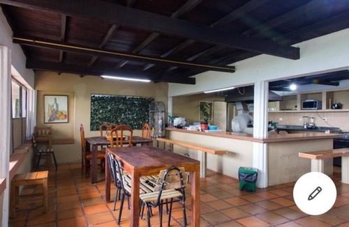 San Jeronimo House | Escápate a una Finca acogedora en San Jerónimo con piscina, jacuzzi y más.
