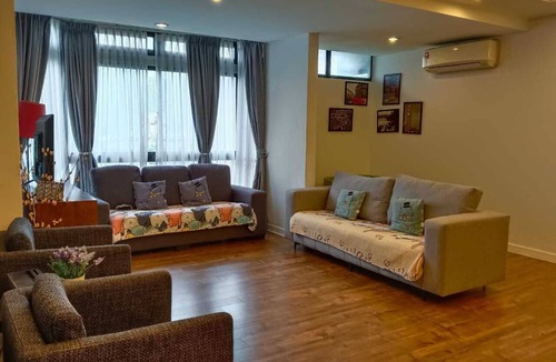 Bukit Bintang Apartment | Fahrenheit 88 Suites Bukit Bintang by Roseline, 3 Rooms 3 Baths w/PNB 118 view