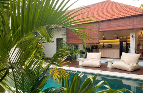 Sunset Road House | FAMILY - 4 bedrooms Villa with private pool, WiFi, AC in SEMINYAK