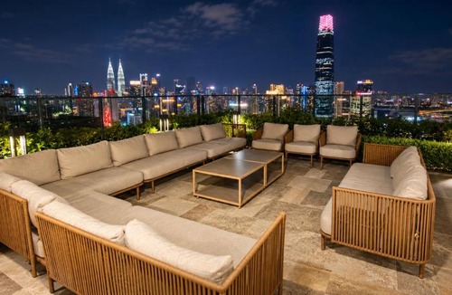 Pudu Apartment | Family Apartment at Skyline KL Near Bukit Bintang and Merdeka 118 Tower