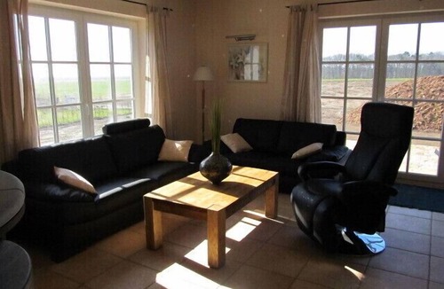 Zinnowitz House | Family-friendly house under Ried, for 6 adults and 1 child, dogs allowed
