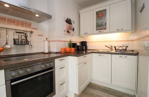 Althagen Apartment | Ferienwohnung mit Boddenblick und 2 Balkonen, Direkt am Ahrenshooper Hafen