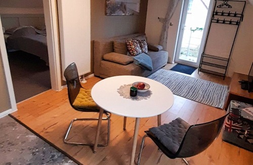 Mesekenhagen Apartment | Ferienwohnung "großer Kranich"