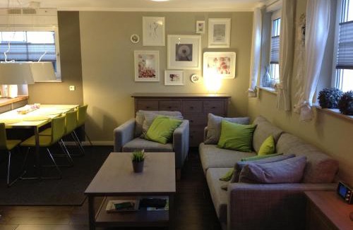 Neuenhagen bei Berlin Apartment | FeWo Buchheim, hochwertig und gemütlich, 5min zur S-Bahn