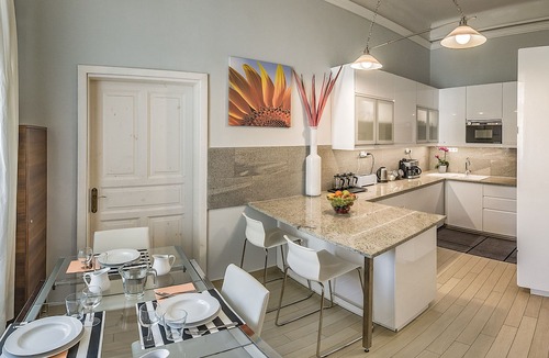 Erzsebetvaros Apartment | First Class Apartment - 160 sq.m, 4 Bedrooms + 4 Bathrooms, in centre