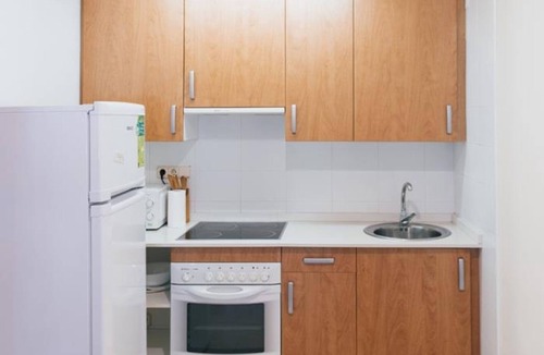 Montardit de Baix Apartment | Functional apartment in Montardit de Baix, pets welcome