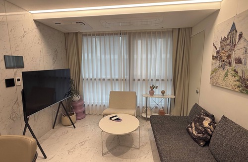 Seocho-dong Apartment | Gangnam Seocho 78 2 Bed Room Family Suite Room Full Furnished