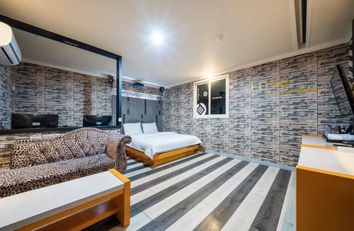 Gimcheon Hotel | Gimcheon EX