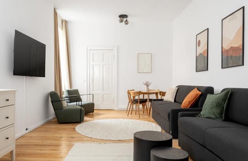 Kreuzberg Apartment | Global Living - Design Apartment I Central I Smart-TV I Kitchen I Berlin