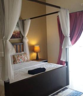 Endah Hotel | Gold Coast Rose Studio
