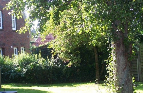 Uttel Apartment | Ground floor apartment only approx. 3 minutes walk to the museum harbor