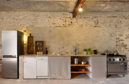 Schlamau Apartment | Guesthouse 'Schlamau19 - Under the Walnut Tree' Apartment with 2 Guest Rooms, Shared Kitchen and Garden