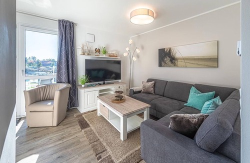Hafendorf Apartment | Hafenapartment 654 - Moderne Ferienwohnung für die Familie mit Marinablick