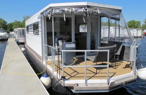 Oberhavel Boat Rental | Hausboot HANNA by fewo-plan HENN100