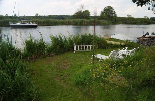 Kummerow House | Holiday home a high standard, just 50 meters to Spree