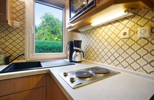 Carpin House | Holiday Home 'Carpin' with Private Terrace, Garden and Wi-Fi