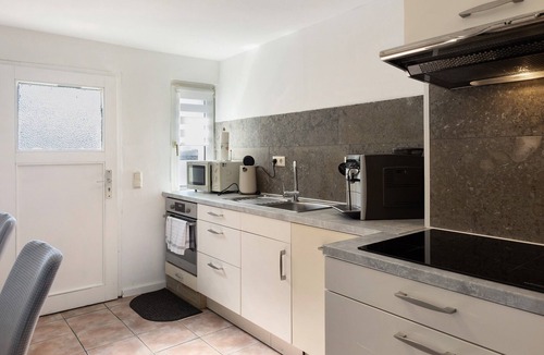 Zernitz-Lohm House | Holiday Home 'Ferienhaus' with Private Terrace, Private Garden and Wi-Fi