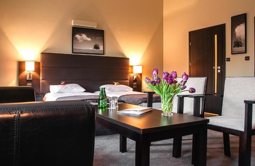 Srodmiescie Hotel | Hotel Ilan