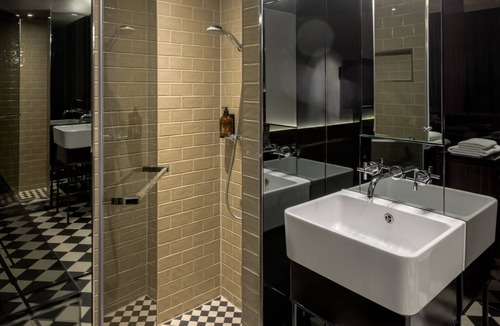 Mitte Hotel | Hotel MANI by AMANO