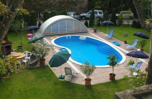 Tisztviselotelep Hotel | Hotel Manzard Panzio