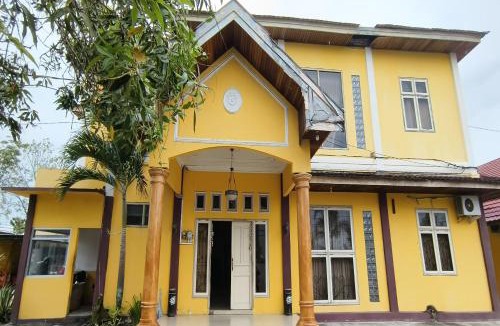 Hulu Sungai Selatan Hotel | Hotel O Wisma Flamboyan NearTaman Makam Pahlawan