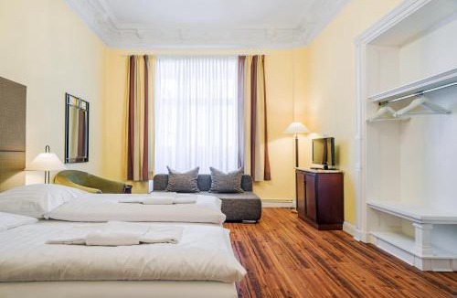 Schoeneberg House | Hotel-Pension Michele