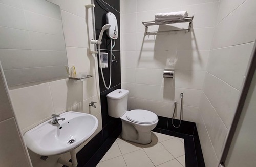 Bandar Puteri Puchong Hotel | Hotel Sri Puchong