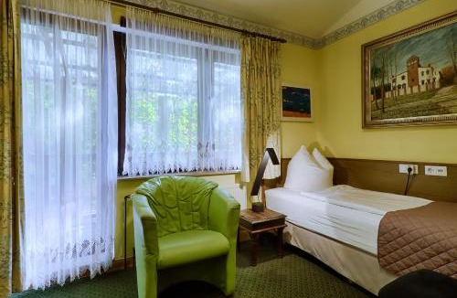 Mittenwalde Hotel | Hotel Waldschlösschen