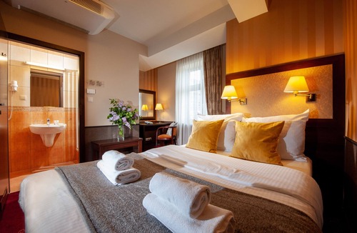Wesoła Zachod Hotel | Hotel Wielopole