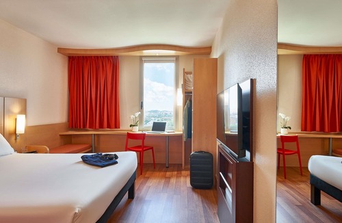 Santa Coloma de Gramenet Hotel | ibis Barcelona Santa Coloma