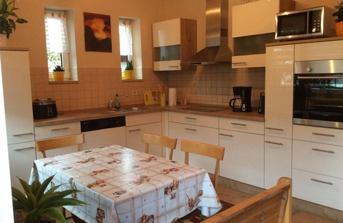 Neustrelitz Apartment | in Neustrelitz mit Garten und Grill by Interhome