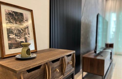 Usj 1 Apartment | Industrial Luxe Concrete Bliss, near Sunway Pyramid,Subang Jaya