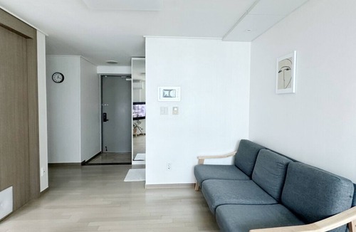 Chamsiril-tong Apartment | ☆Jamsil large apartment☆ 1Bdr 1Bath☆ Full Options