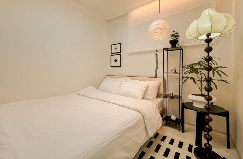 Seokchon-dong Apartment | Jamsil near Lotte World, Gangnam 20minutes, Seongsu & Jongro,명동,STAY CHUNGAN