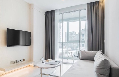 Sukhumvit Apartment | Junior Suite-Cozy and Delicate near BTS Thonglor 舒适精致房近通罗天铁站 U1