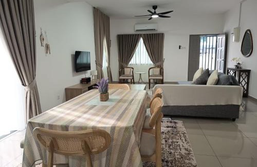 Si Rusa House | Kaloi's Cottage, Pool, BBQ, Near Beach, 5-15 Pax